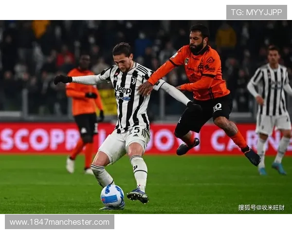 尤文图斯欧战表现引发讨论,球迷对球队未来状态充满期待与担忧 尤文图斯欧战表现引发讨论,球迷对球队未来状态充满期待与担忧