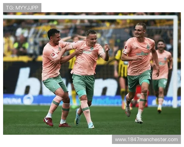 拜仁防线问题持续暴露，已对赛季走势形成制约